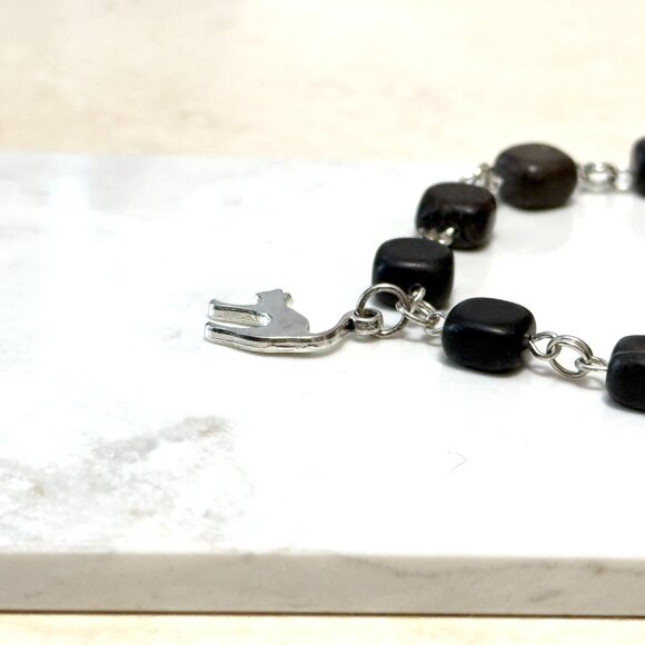 Genuine Black Agate Short Necklace, Gemstone Cube & Cute Slim Cat Pendant - Picture 5 of 12